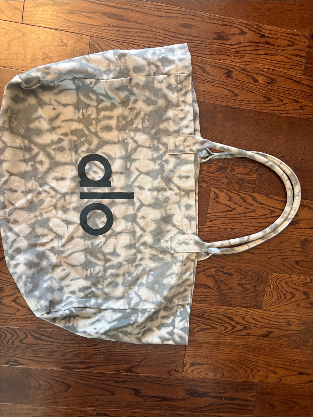 ALO Yoga Gray Tie-Dye Canvas Tote